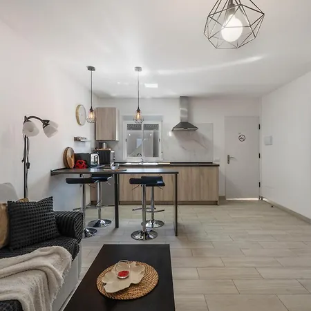 2 Omanai Tenerife Sur * 아로나