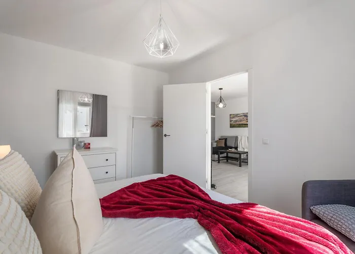 2 Omanai Tenerife Sur Apartman