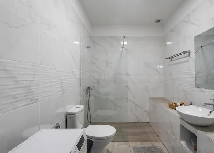 2 Omanai Tenerife Sur * Arona